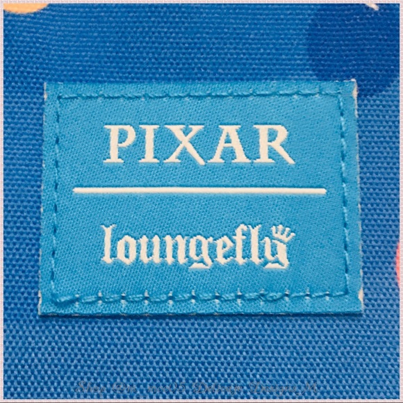 Loungefly Disney Up Balloon Passport Crossbody - Picture 4 of 6